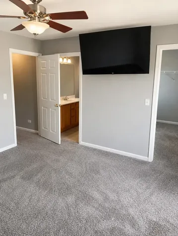 2303 Hudson Circle Aurora IL 60502