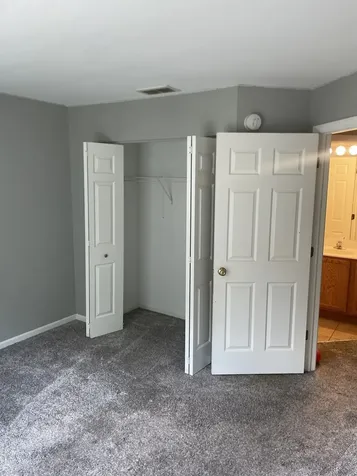 2303 Hudson Circle Aurora IL 60502