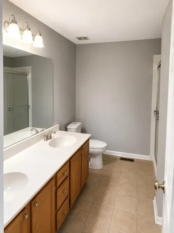 2303 Hudson Circle Aurora IL 60502
