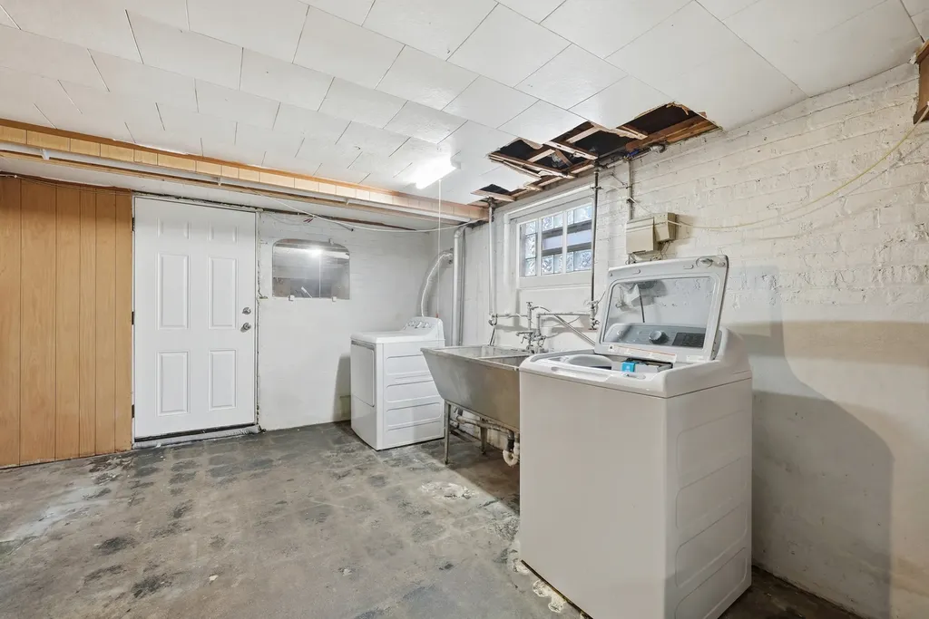 3947 West 65th Street Chicago IL 60629