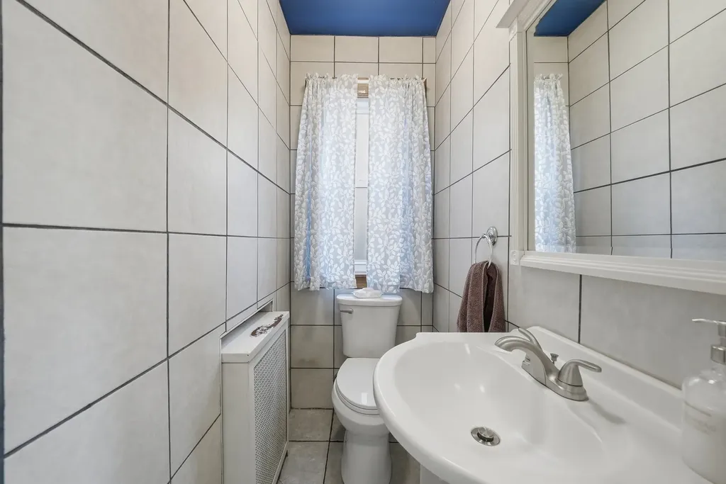 3947 West 65th Street Chicago IL 60629