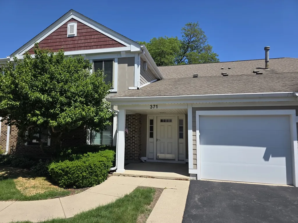 371 Heather Court Schaumburg IL 60193