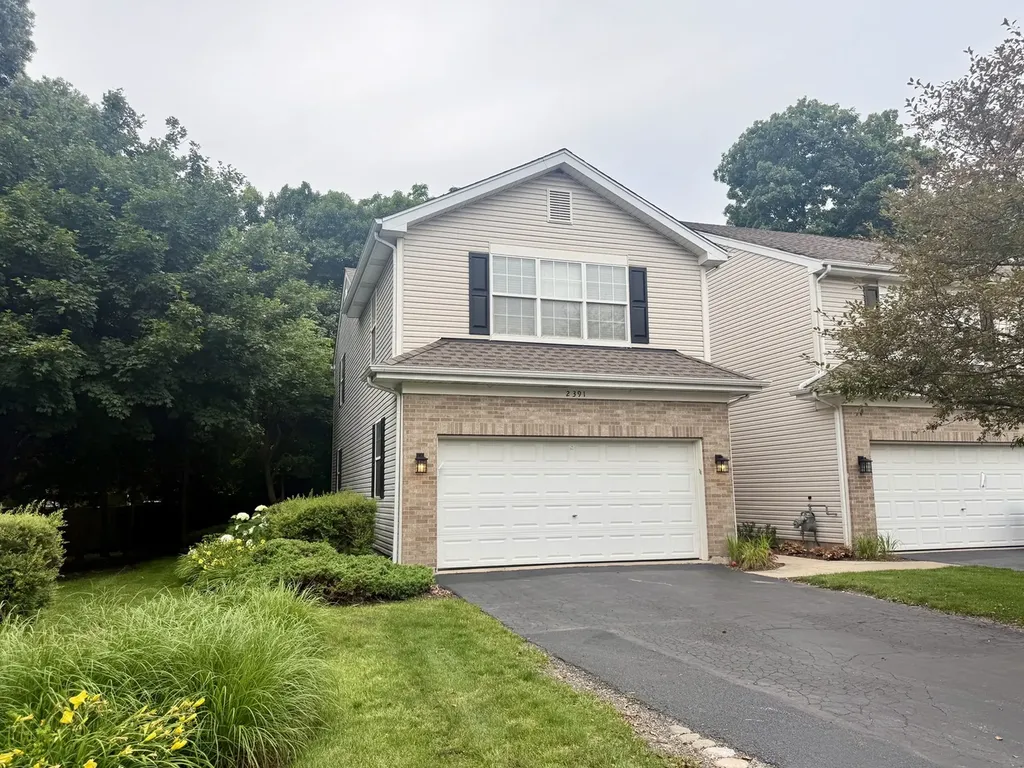 2391 Stoughton Circle Aurora IL 60502