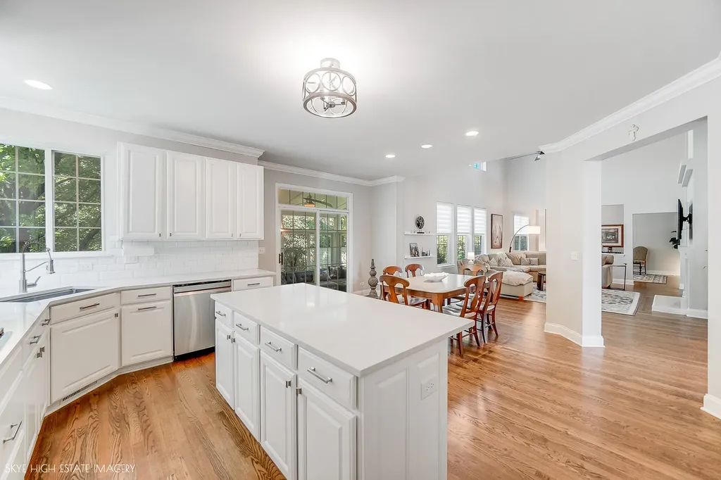 5280 Burnham Street Lisle IL 60532