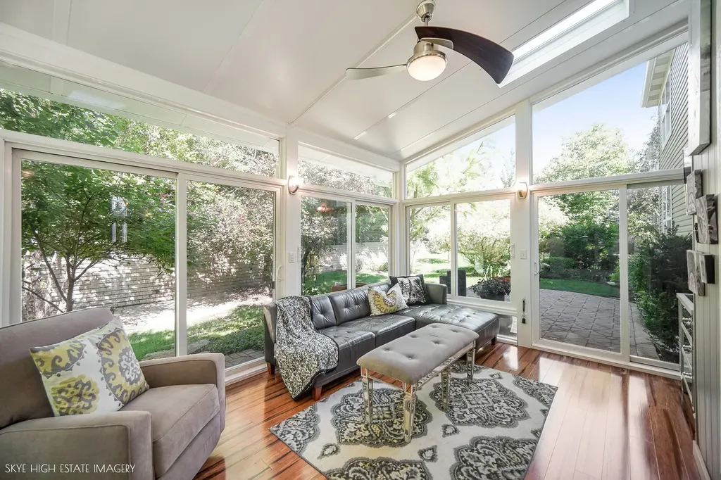 5280 Burnham Street Lisle IL 60532