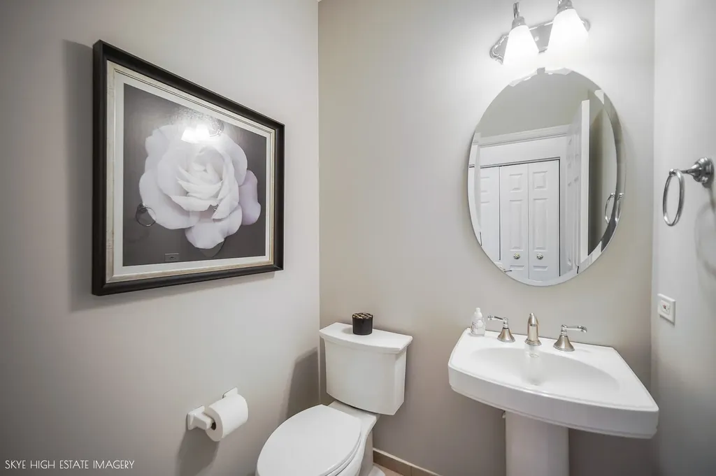 5280 Burnham Street Lisle IL 60532