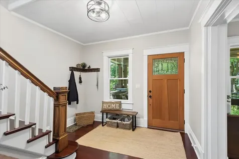 307 Elm Court Libertyville IL 60048