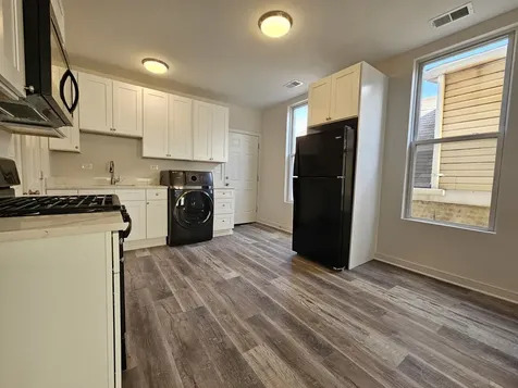 2216 West 21st Place Chicago IL 60608