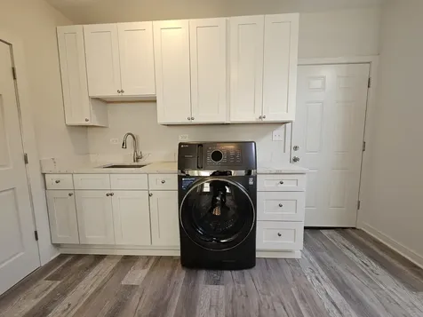 2216 West 21st Place Chicago IL 60608