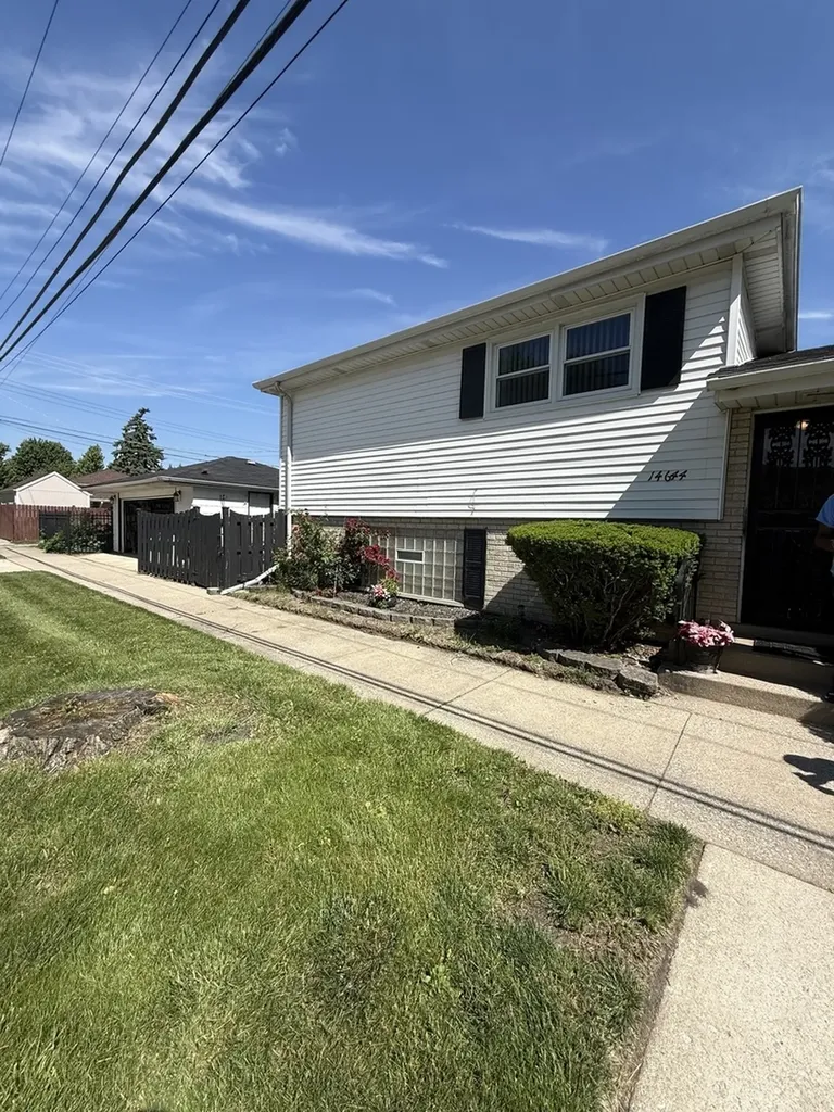 14644 Kenwood Avenue Dolton IL 60419