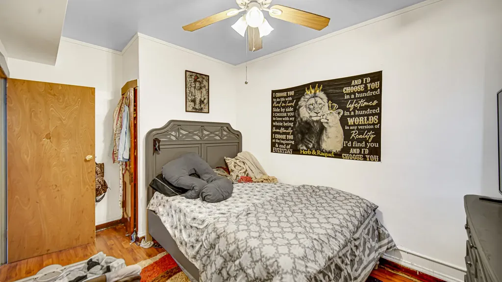 1634 West 68th Street Chicago IL 60636