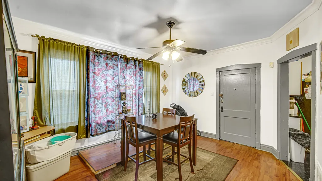 1634 West 68th Street Chicago IL 60636