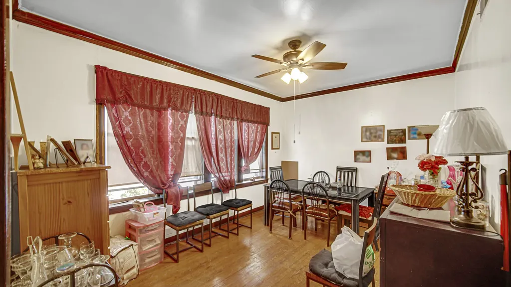 1634 West 68th Street Chicago IL 60636