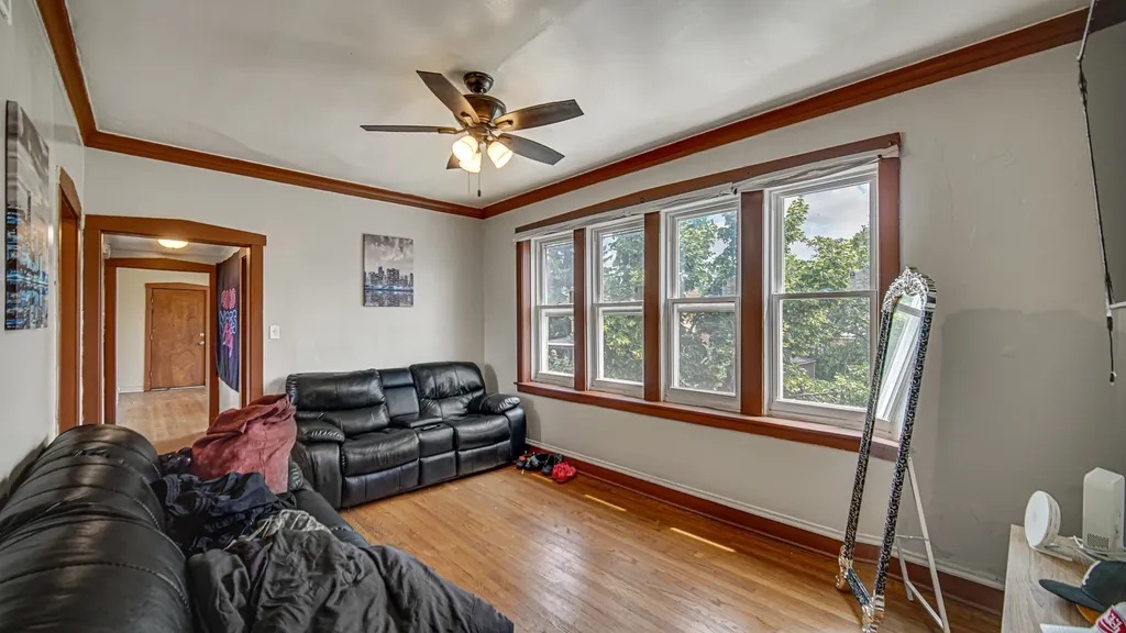 1634 West 68th Street Chicago IL 60636