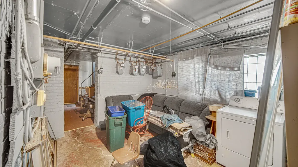 1634 West 68th Street Chicago IL 60636