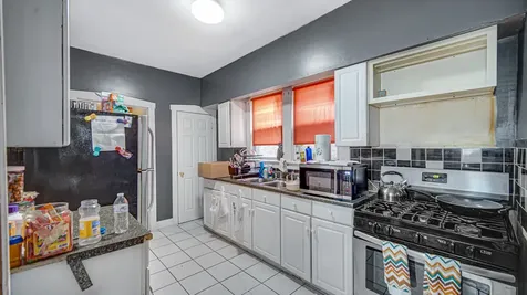 1634 West 68th Street Chicago IL 60636