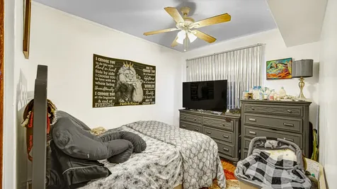 1634 West 68th Street Chicago IL 60636