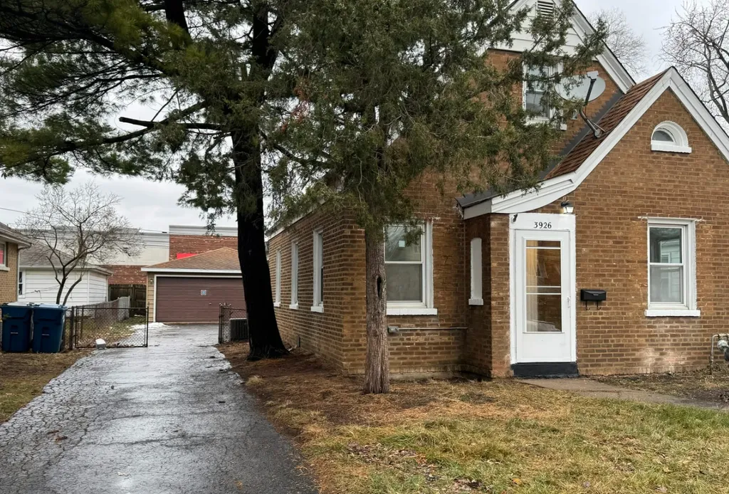 3926 147TH Place Midlothian IL 60445