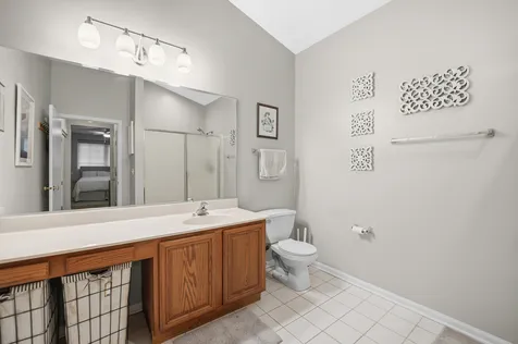 18590 West Point Drive Tinley Park IL 60477