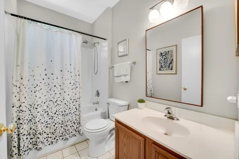 18590 West Point Drive Tinley Park IL 60477