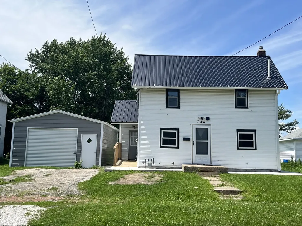 725 Madison Avenue Kewanee IL 61443