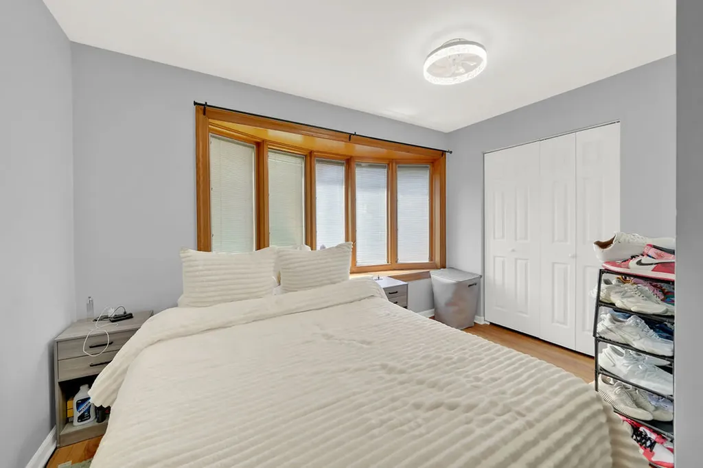 3717 West Marquette Road Chicago IL 60629