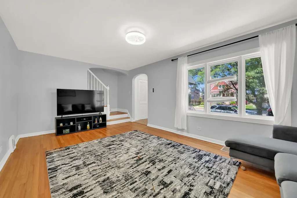 3717 West Marquette Road Chicago IL 60629