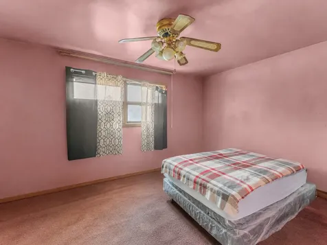 9043 South Carpenter Street Chicago IL 60620