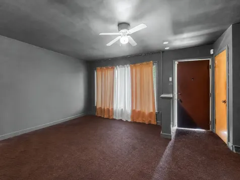 9043 South Carpenter Street Chicago IL 60620
