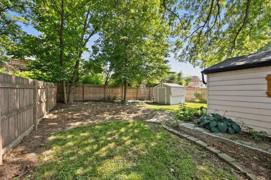 337 Sheldon Avenue Downers Grove IL 60515