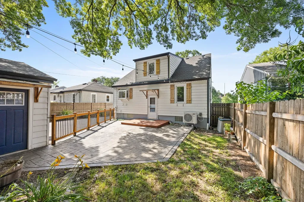 337 Sheldon Avenue Downers Grove IL 60515