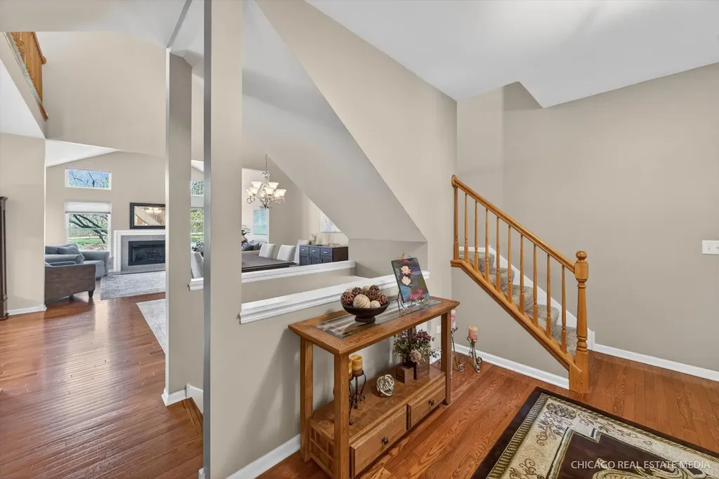 710 Juniper Lane Lake In The Hills IL 60156