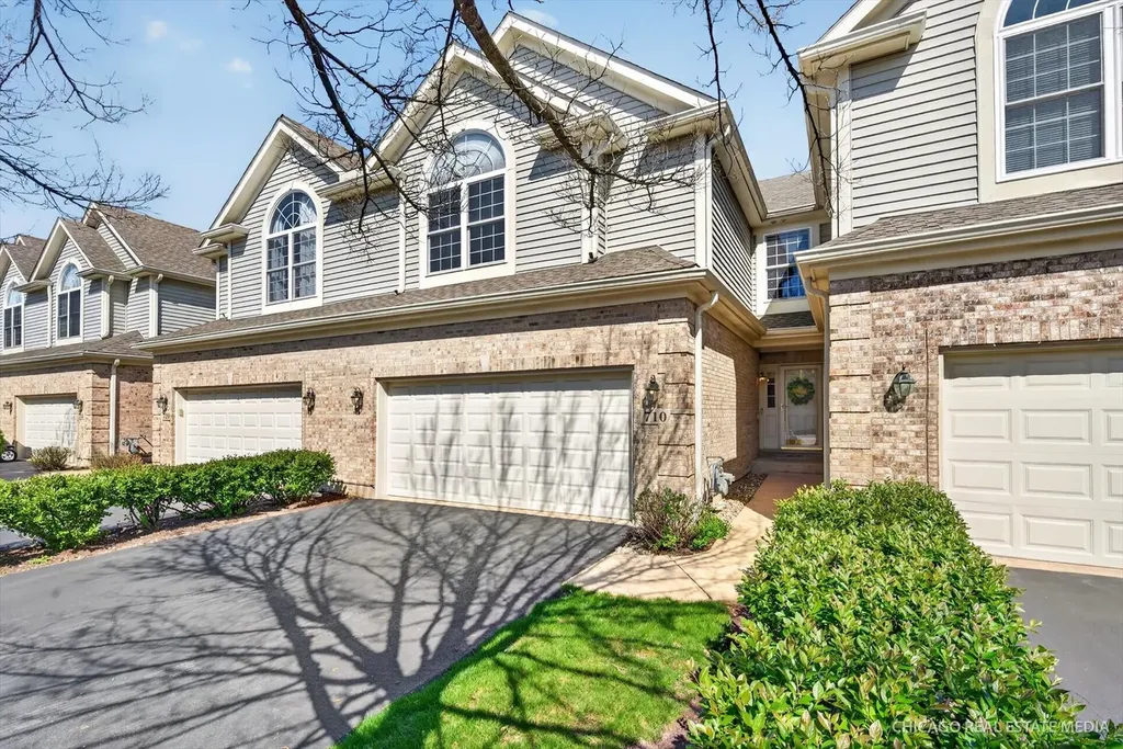 710 Juniper Lane Lake In The Hills IL 60156