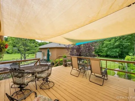 28 Tomahawk Trail Oswego IL 60543