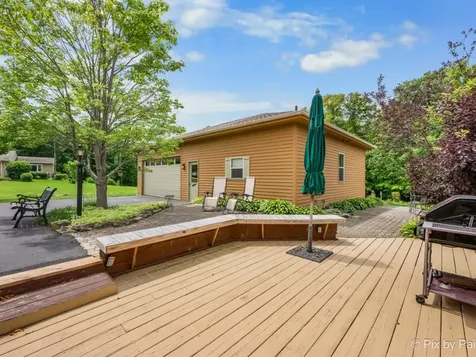 28 Tomahawk Trail Oswego IL 60543