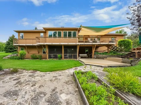 28 Tomahawk Trail Oswego IL 60543