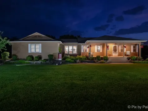 28 Tomahawk Trail Oswego IL 60543