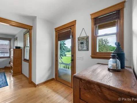 28 Tomahawk Trail Oswego IL 60543