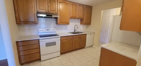 1515 East Central Road Arlington Heights IL 60005