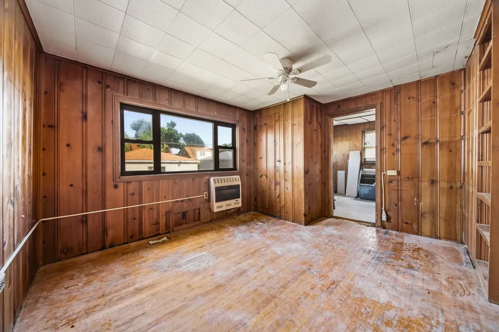 10605 South Normal Avenue Chicago IL 60628