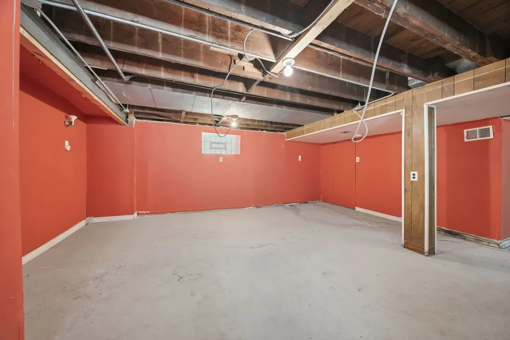 10605 South Normal Avenue Chicago IL 60628