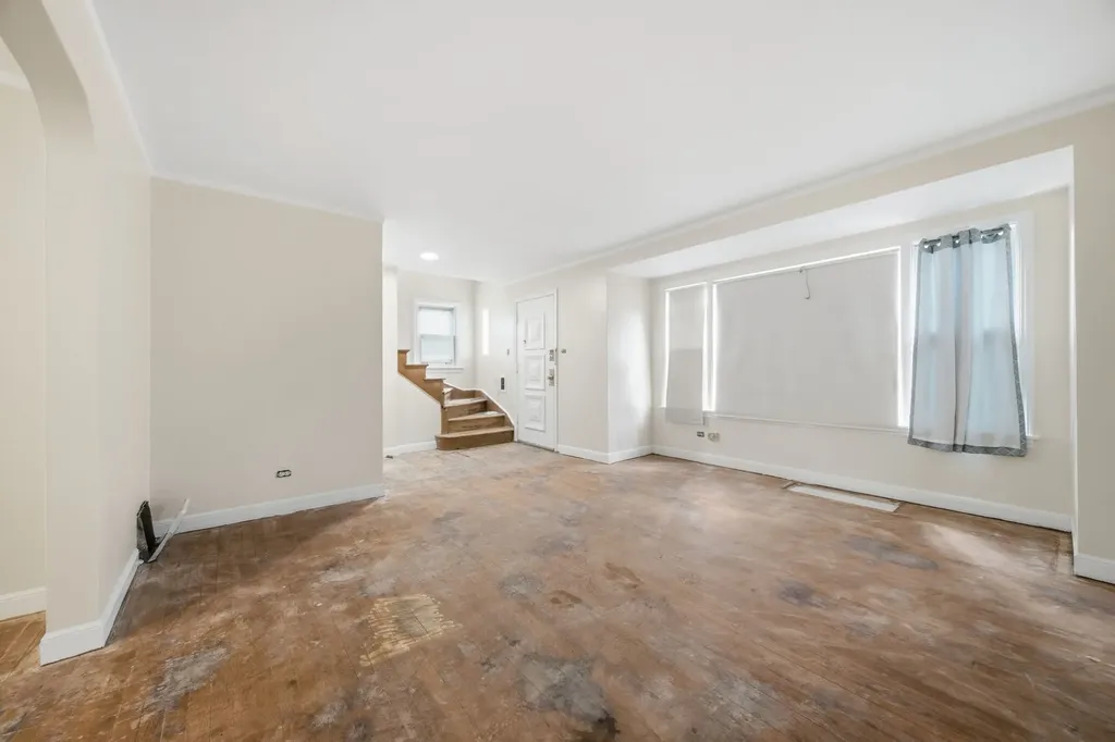 10605 South Normal Avenue Chicago IL 60628