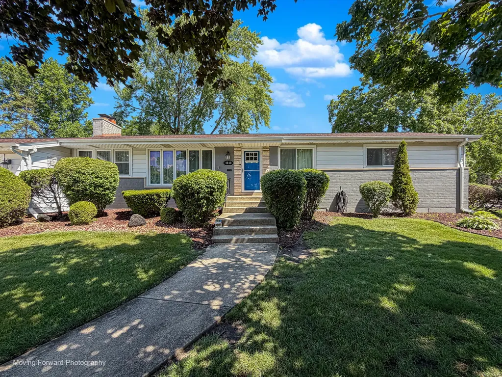 9840 Warren Street Oak Lawn IL 60453