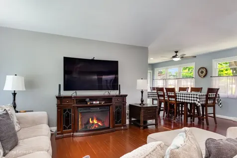 9840 Warren Street Oak Lawn IL 60453