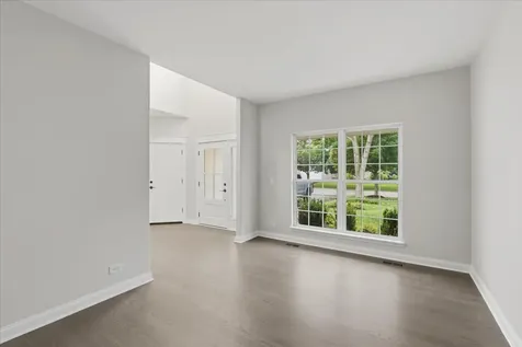 1236 Noble Drive Port Barrington IL 60010