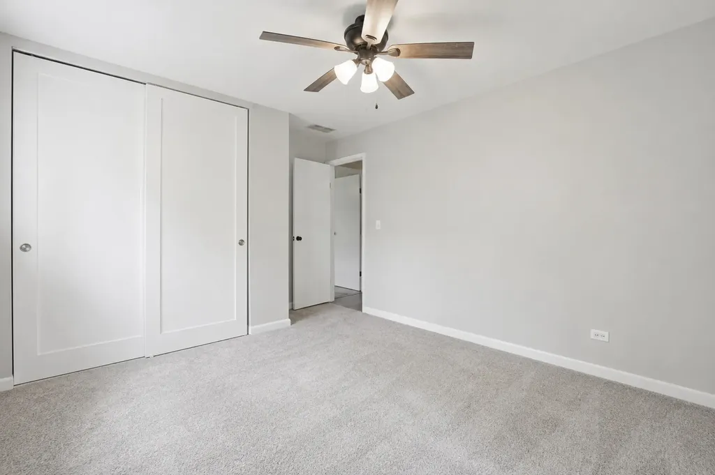 6320 Clark Drive Woodridge IL 60517