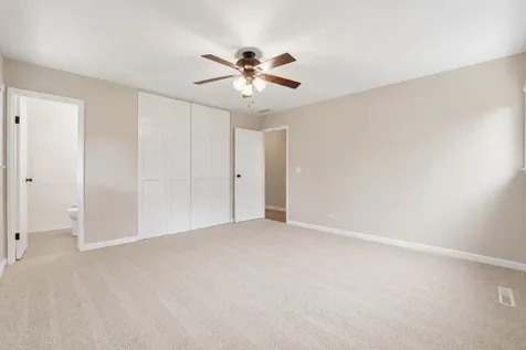 6320 Clark Drive Woodridge IL 60517