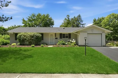 6320 Clark Drive Woodridge IL 60517