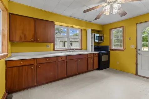 19104 Crowley Road Harvard IL 60033