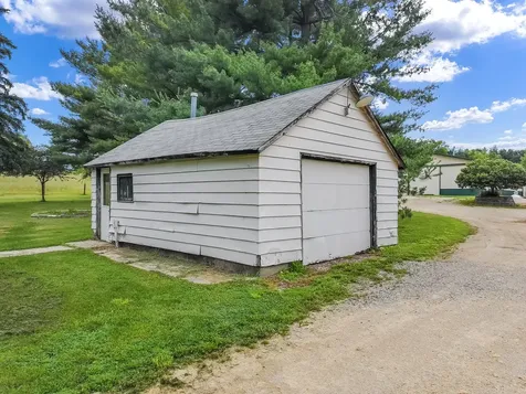 19104 Crowley Road Harvard IL 60033